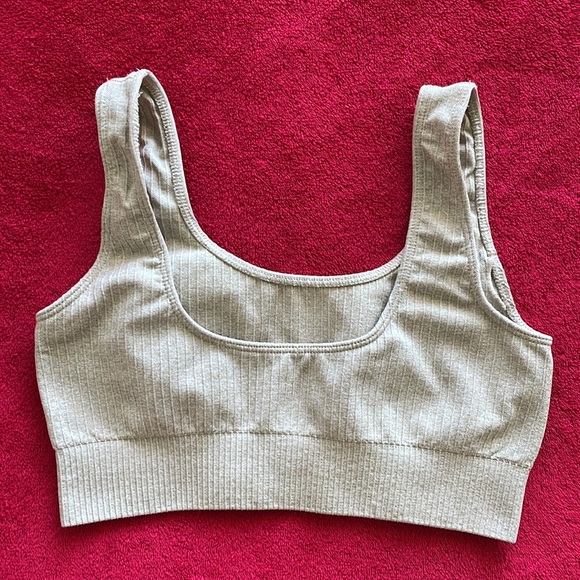 Beige Work Out Set - Picture 3 of 5